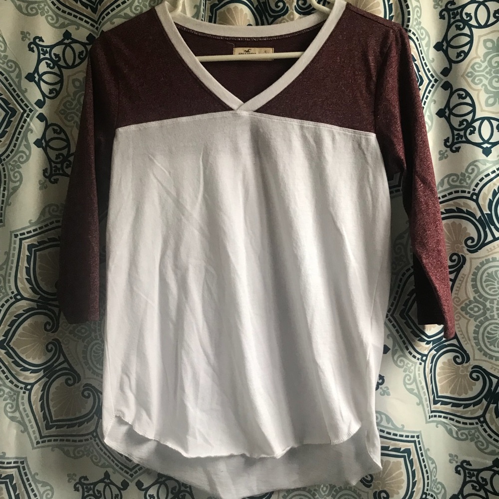 Hollister 3/4 Sleeve V Neck